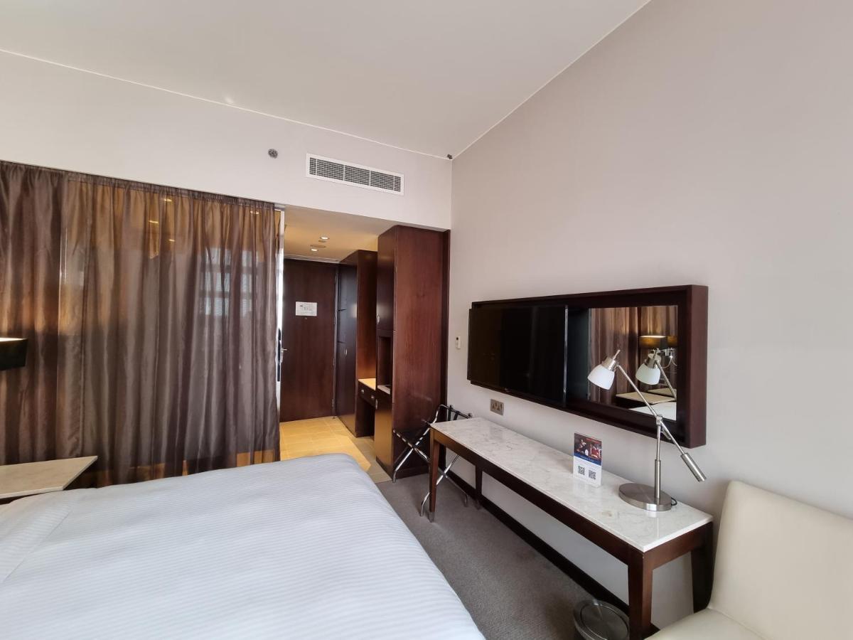 Centro Al Manhal By Rotana Hotel Abu Dhabi Eksteriør billede