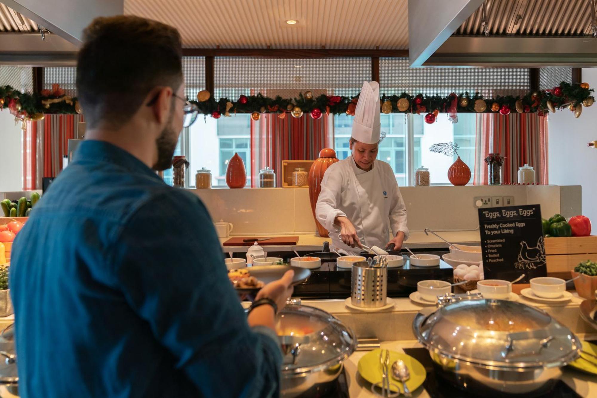 Centro Al Manhal By Rotana Hotel Abu Dhabi Eksteriør billede