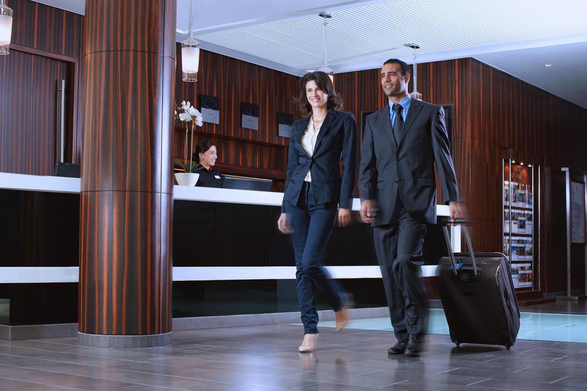 Centro Al Manhal By Rotana Hotel Abu Dhabi Interiør billede